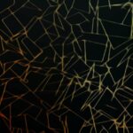 líneas de colores sobre fondo negro